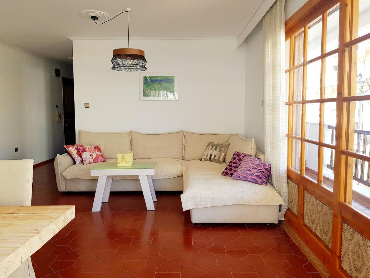 Perea Beach And Sea View Apartment Peraía Exterior foto